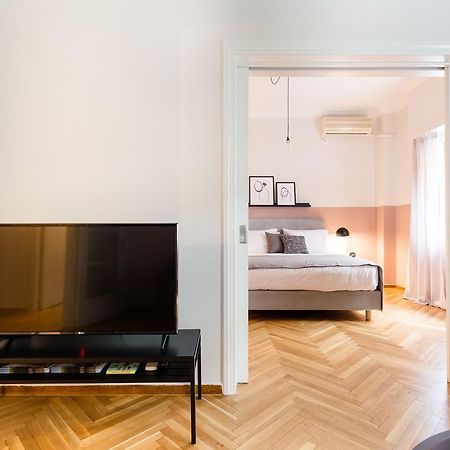Acropolis Heart 2Bd Apartment In Plaka By Upstreet アテネ エクステリア 写真