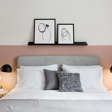 Acropolis Heart 2Bd Apartment In Plaka By Upstreet アテネ エクステリア 写真