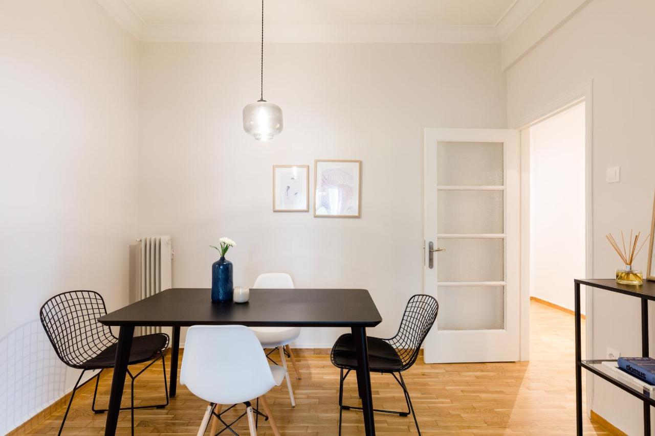 Acropolis Heart 2Bd Apartment In Plaka By Upstreet アテネ エクステリア 写真