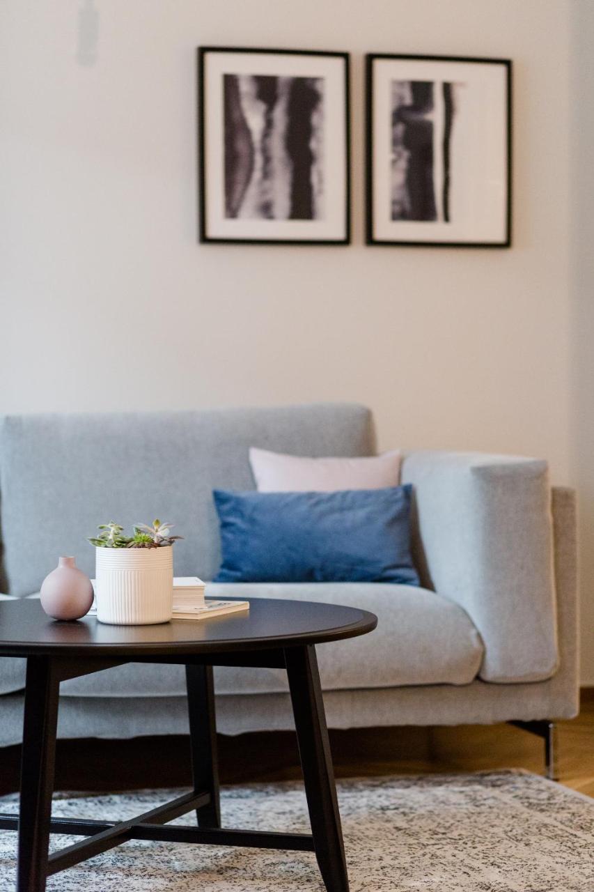 Acropolis Heart 2Bd Apartment In Plaka By Upstreet アテネ エクステリア 写真