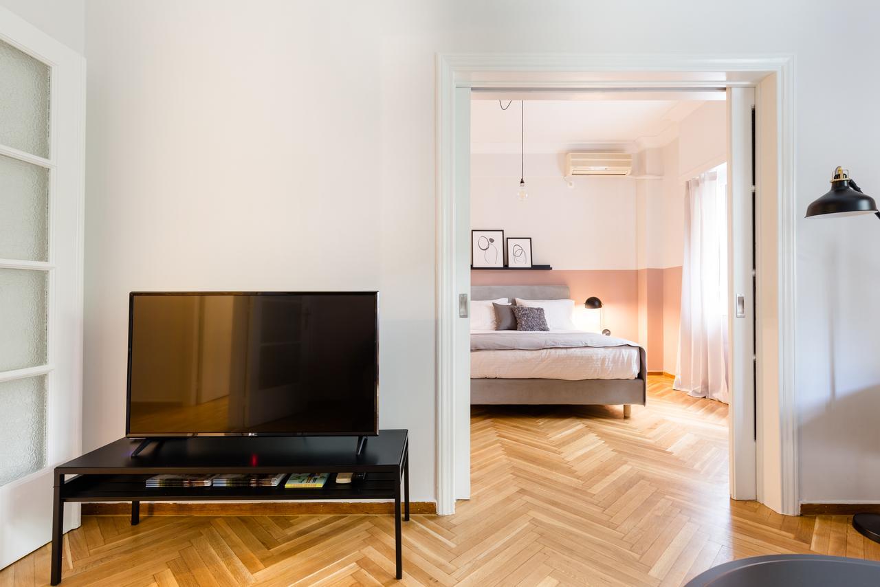 Acropolis Heart 2Bd Apartment In Plaka By Upstreet アテネ エクステリア 写真