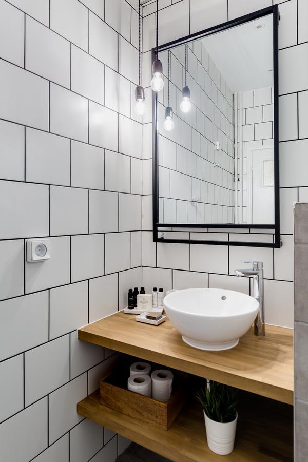 Acropolis Heart 2Bd Apartment In Plaka By Upstreet アテネ エクステリア 写真
